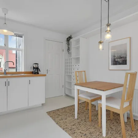 Charming 1br In Downtown